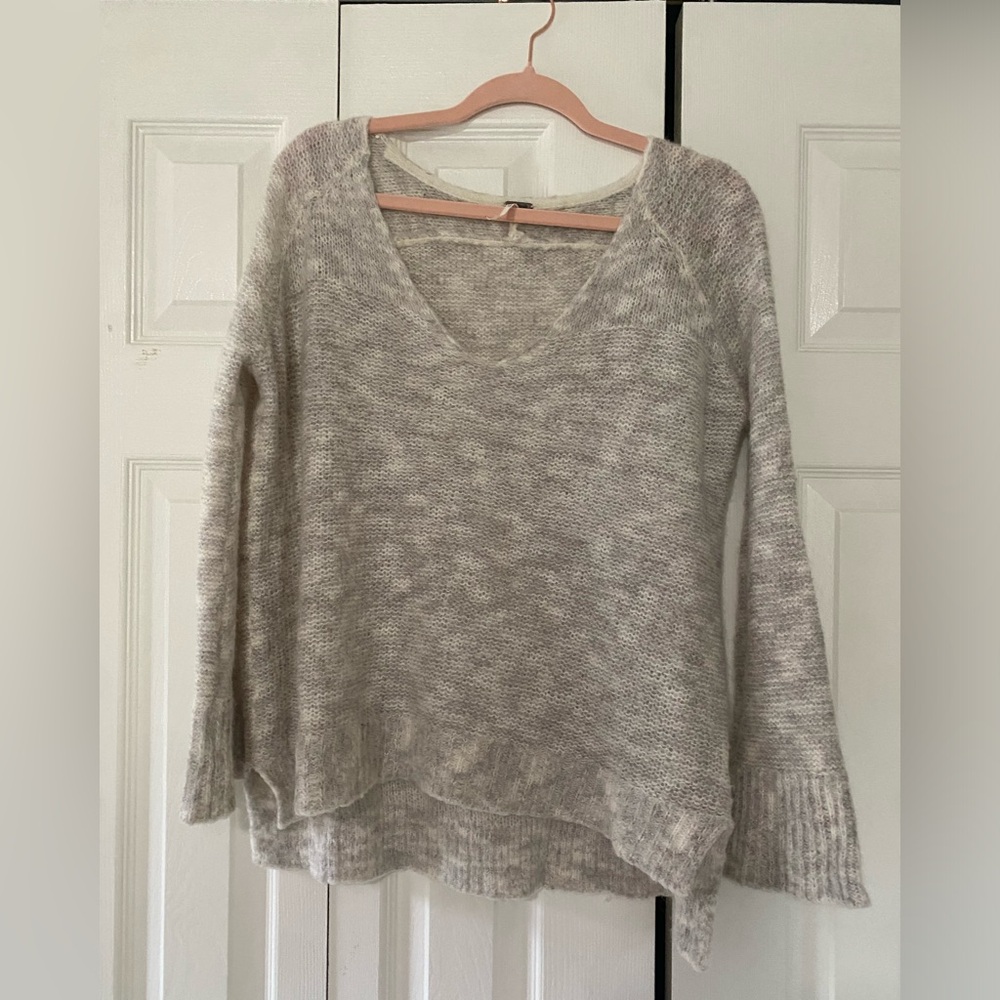 Free People Sweater Size Medium